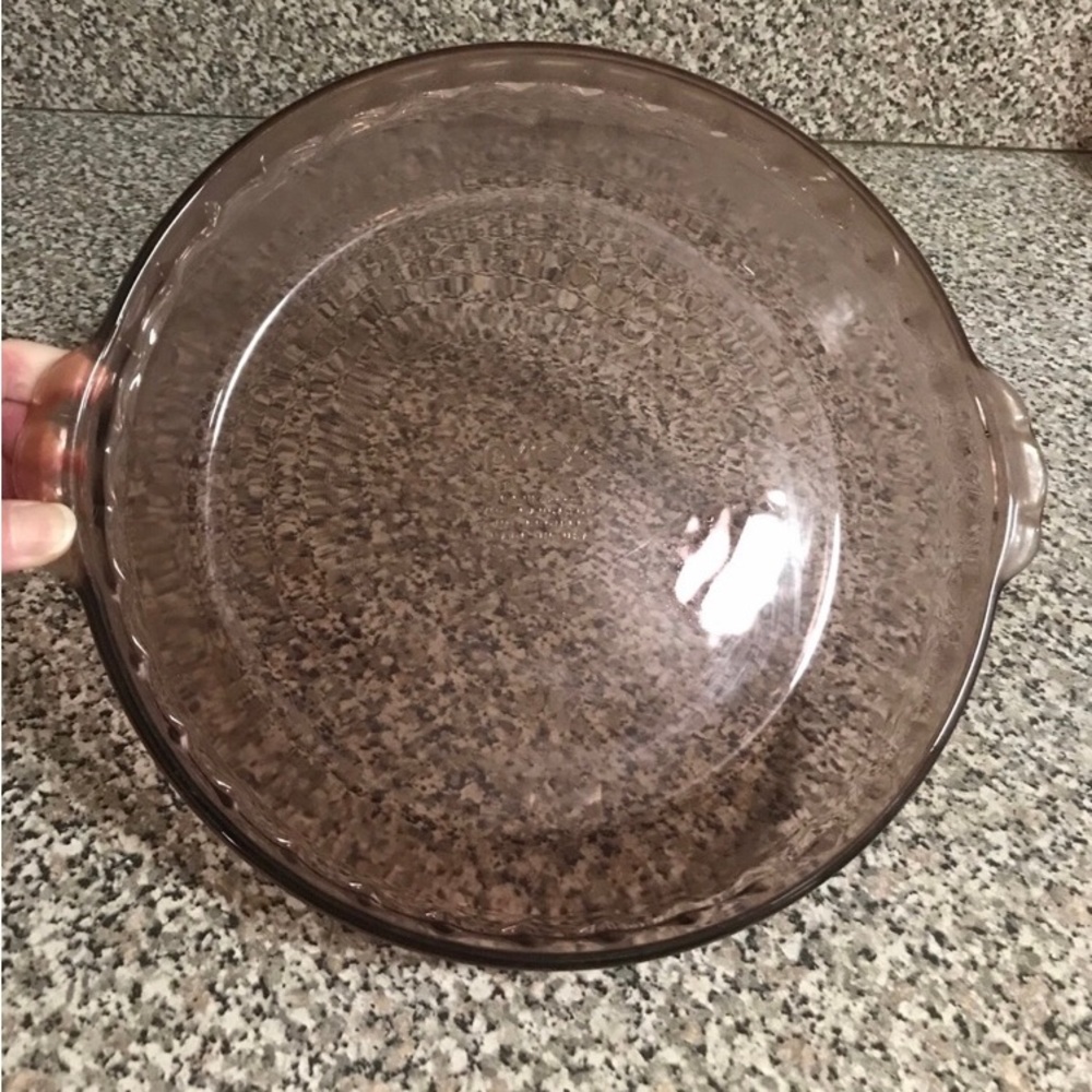 ‼️Gifted in Bundle‼️ Pyrex Cranberry 10” Pie Dish